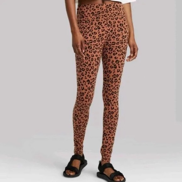 NWT - Wild Fable - High-rise Animal Print Leggings - Picture 1 of 2